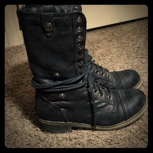 Gently worn winter boots